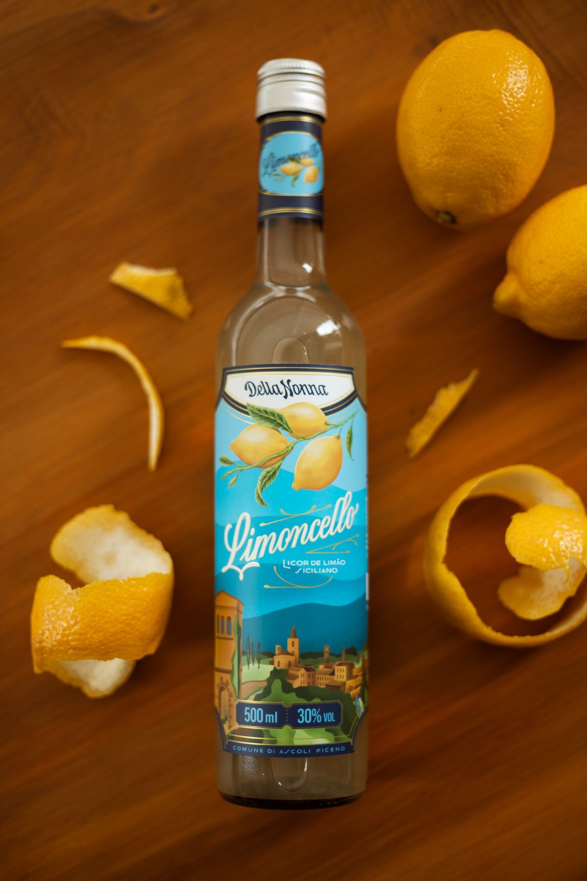 Hand-illustrated Limoncello Della Nonna label