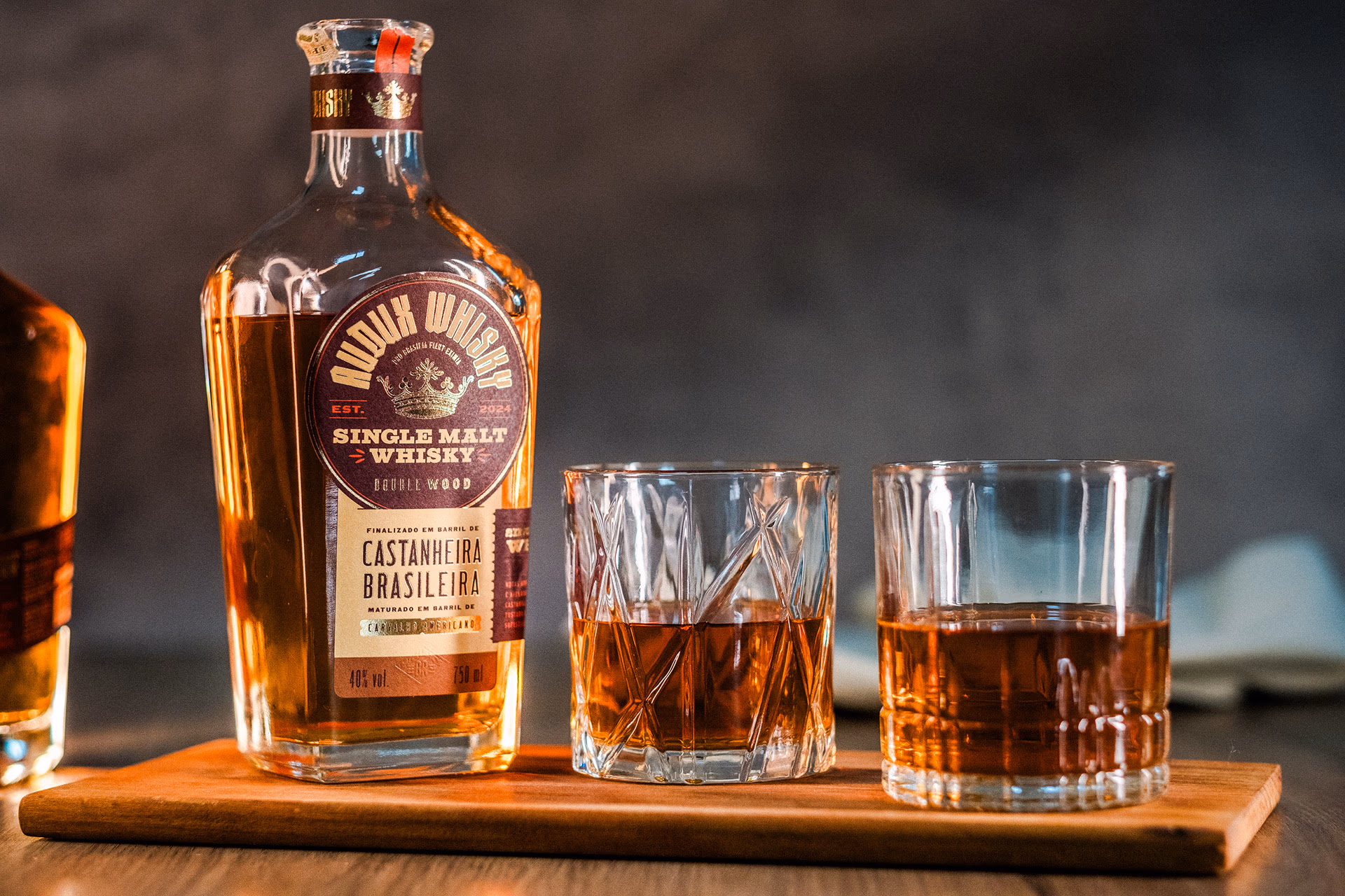 audux whisky — processo e resultado por Victor Tognollo (imagem 1)