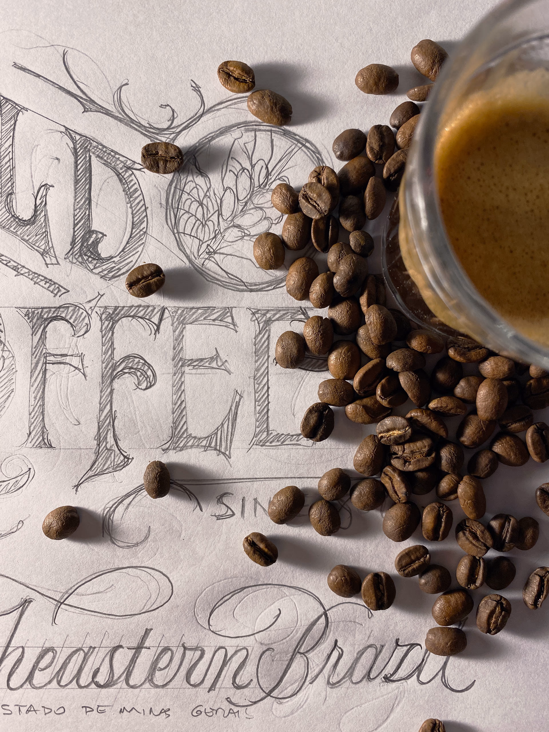 old coffee — processo e resultado por Victor Tognollo (imagem 1)